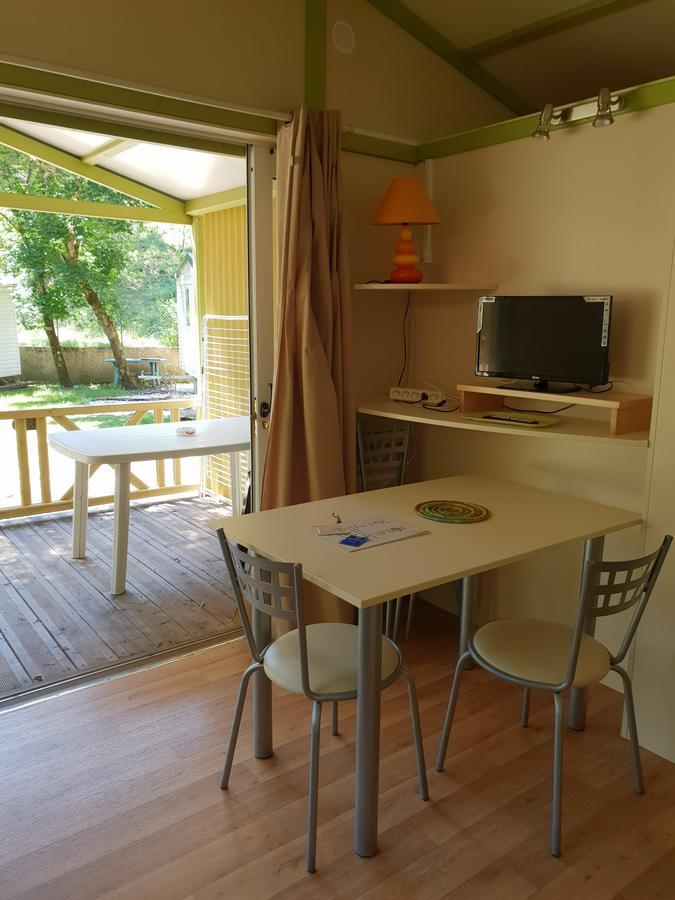 Hotel Camping Le Pesquier Castellane Exterior foto